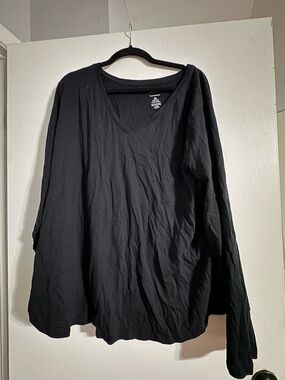 Sundry Black Long-Sleeve V-Neck Tee